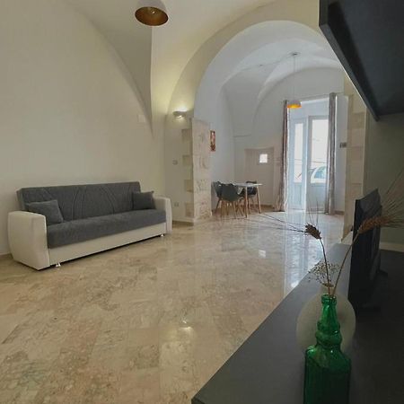 La Casa A Fianco Apartment มาร์ตินาฟรังกา ภายนอก รูปภาพ
