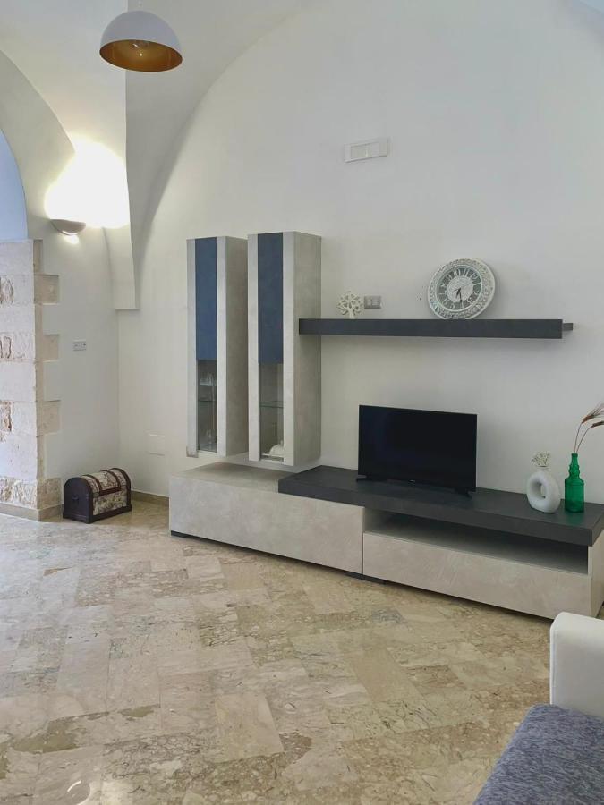 La Casa A Fianco Apartment มาร์ตินาฟรังกา ภายนอก รูปภาพ